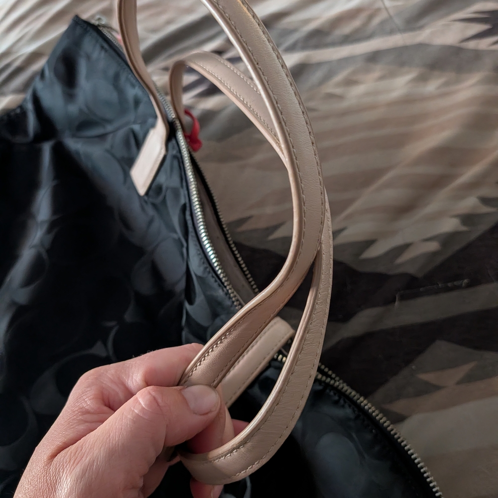 Coach Black and Tan Tote Bag - Picture 3 of 4